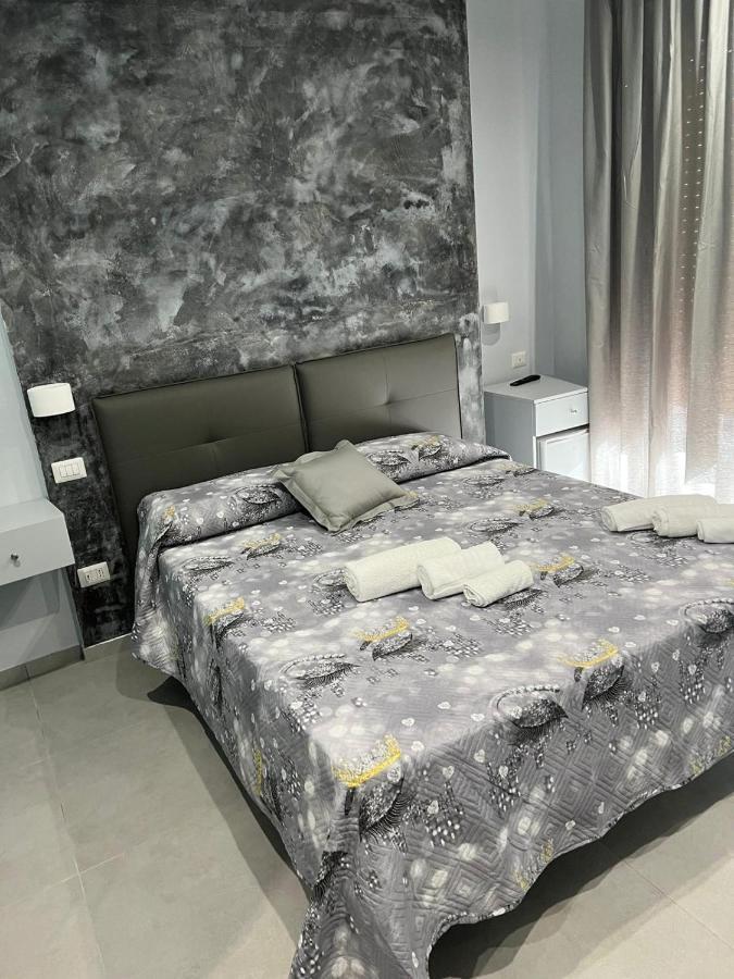 La Nuova Hera Crotone Buitenkant foto